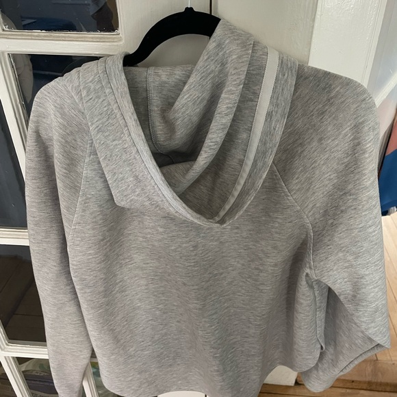 Victoria Secret Sport sweatshirt - Picture 4 of 4